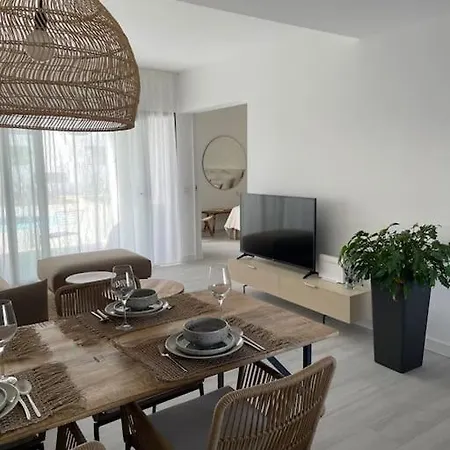 Apartment Ad La Oliva